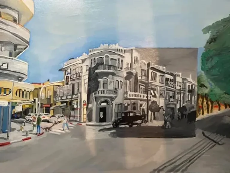 העיר הלבנה | חלון שחור-לבן בלב הצבע